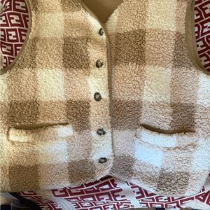 Lou & Grey Tan Sherpa Vest